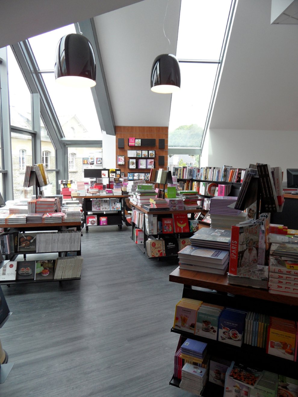 LIBRAIRIE RAVY QUIMPER