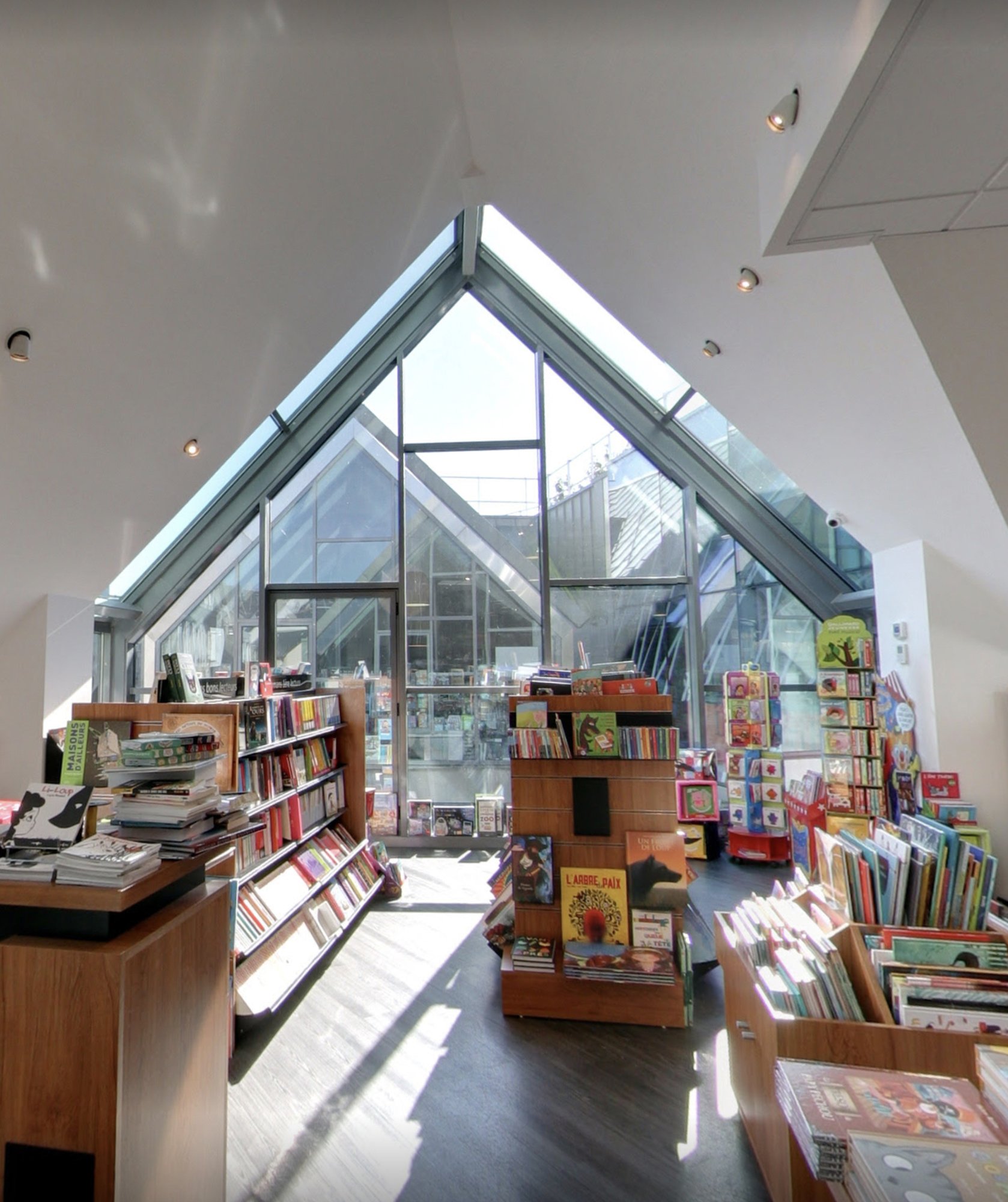 LIBRAIRIE RAVY QUIMPER